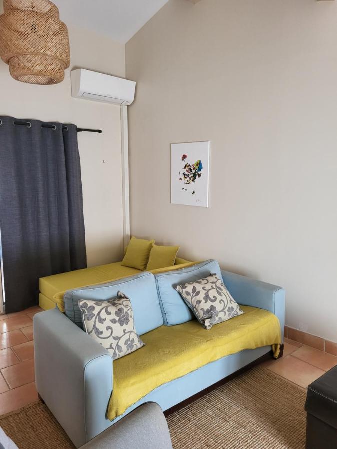 La Chouette De Camargue Apartment Aigues-Mortes Ngoại thất bức ảnh